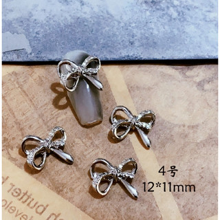 SET 10 CÁI CHARM TRANG TRÍ MÓNG NHÉ A