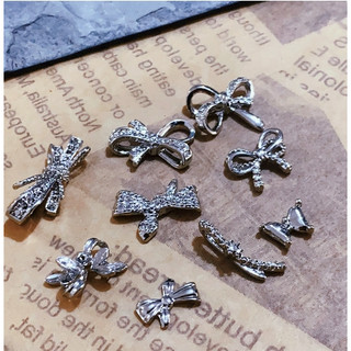 SET 10 CÁI CHARM TRANG TRÍ MÓNG NHÉ A