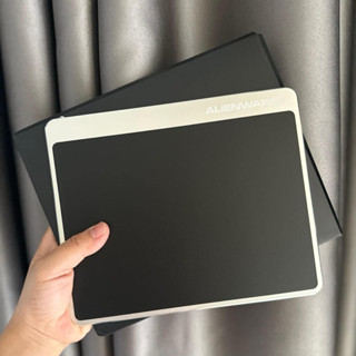 Lót Chuột Dell ALienware Hợp Kim Nhôm mới 100%