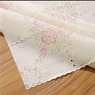 Khăn trải bàn ren nhựa_Chống thấm nước (Có nhiều kích thước)