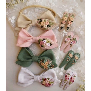 Nơ buộc tóc và kẹp tóc thêu tay