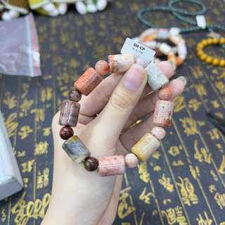 Chuỗi đá san hô phối charm lu - Vòng tay siêu xinh 2024