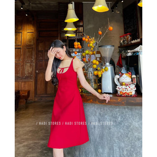 Đầm tiệc đen phối tay ngực lưới - Mẫn
