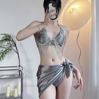 Sét bikini 3 mảnh ghi màu bạc kèm khăn choàng không kèm phụ kiện đá