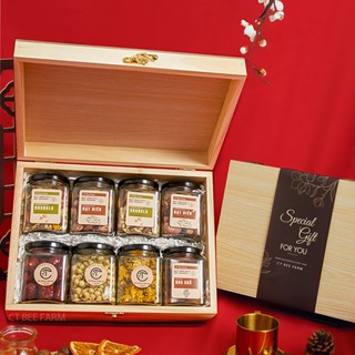 Set Quà Hạt Dinh Dưỡng CT Bee Farm 8 Món - Hộp Quà Gỗ Cao Cấp Làm Quà Biếu (Hạt Và Trà Thảo Mộc) CTG324