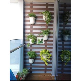 Thanh gỗ nhựa trang trí ban công - vách treo tường