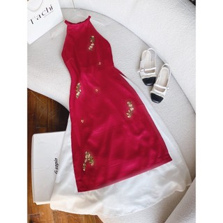Set áo dài đỏ cổ yếm thêu hoa + cv midi trắng 🌟