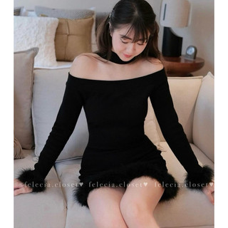 Váy nhung cổ chocker phối tay lông