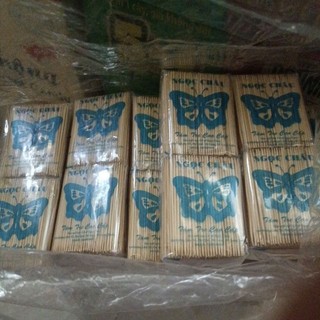 Tăm Trúc Cao Cấp bịch 80g 10 gói nhỏ bên trong