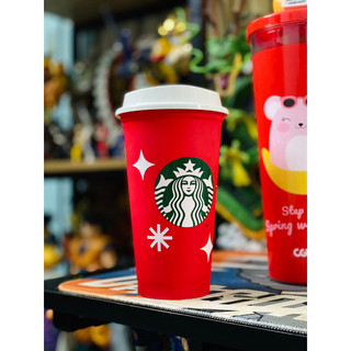 Ly, Cốc Starbucks, CGV, McDonald’s, Texas Chiken