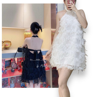 Đầm yếm lông vũ hỡ lưng dự tiệc