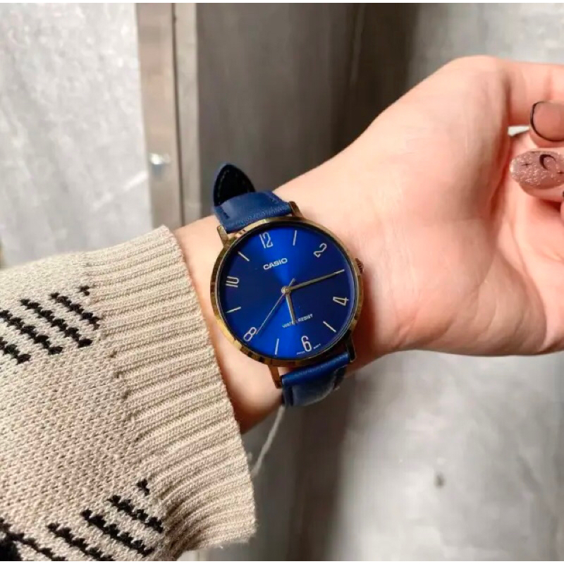 Đồng hồ đôi nam nữ dây da Casio MTP VT01GL 2B