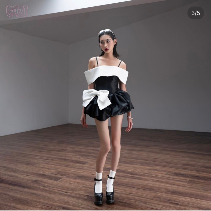 Pass đồ của Cazi brand