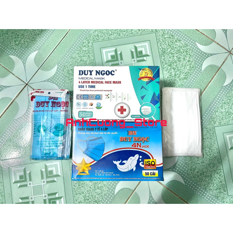 Khẩu trang y tế 4 lớp Duy Ngọc hộp 50 cái màu trắng màu xanh