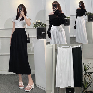 Ảnh tự chụp chân váy midi xoè dập li