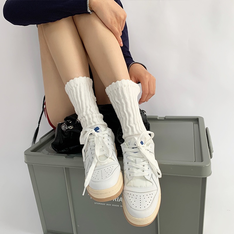 Tất cổ cao basic đen trắng ❤️ vớ nữ hoạ tiết dâu tây đáng yêu ❤️ Tất len thun chất đẹp Tất nữ phong cách Hàn Quốc TN28 | BigBuy360 - bigbuy360.vn