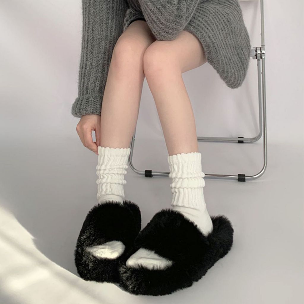 Tất cổ cao basic đen trắng ❤️ vớ nữ hoạ tiết dâu tây đáng yêu ❤️ Tất len thun chất đẹp Tất nữ phong cách Hàn Quốc TN28 | BigBuy360 - bigbuy360.vn