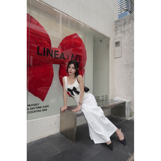 WHITE LONG SKIRT- Chân váy trắng dài