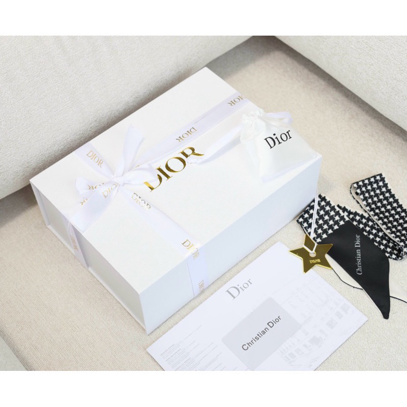 Khăn lụa , box túi , túi giấy