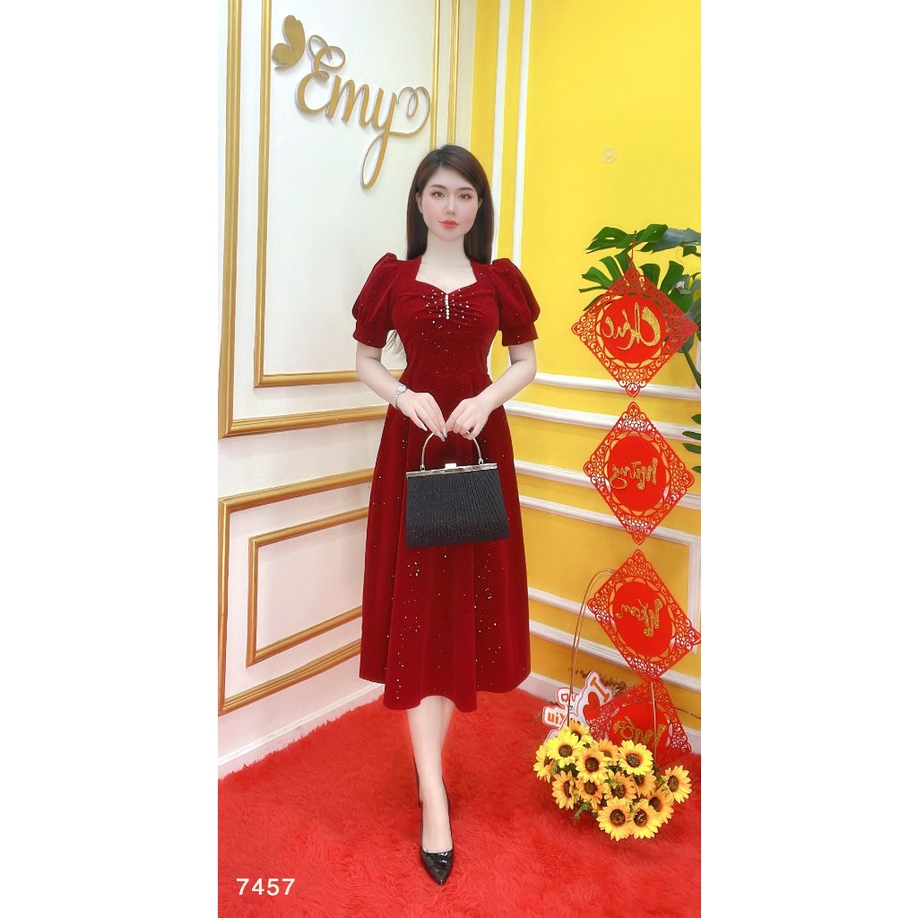 Đầm EMY EM7457 Xoè Đỏ Nhung