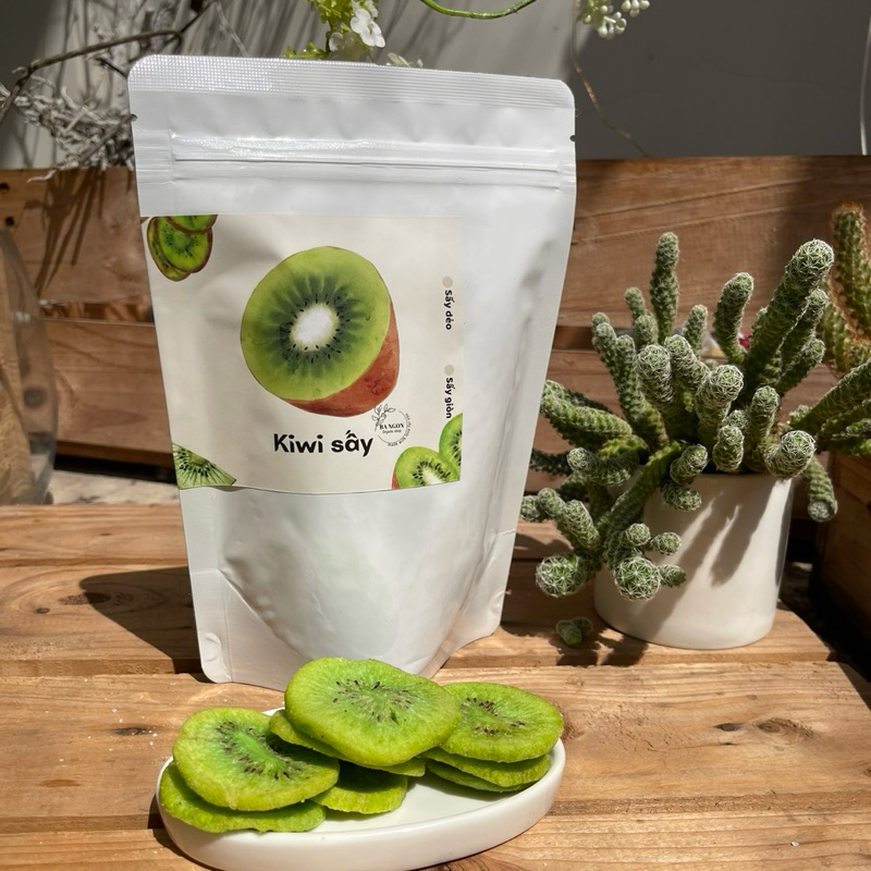 Kiwi sấy giòn - kiwi xanh sấy giòn - hàng nhập khẩu- ảnh shop tự chụp