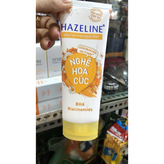 Sữa rửa mặt ngừa mụn sáng da Hazeline Nghệ + Hoa Cúc