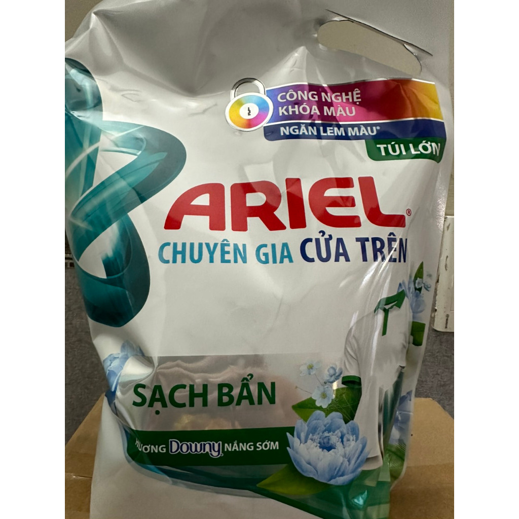 Nước GIặt Ariel Matic 3,5KG