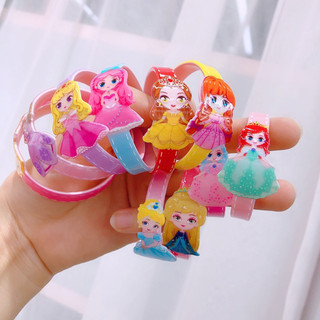 Vòng tay công chúa xinh xắn cho bé gái đáng yêu, hàng đẹp và có nhiều mẫu.