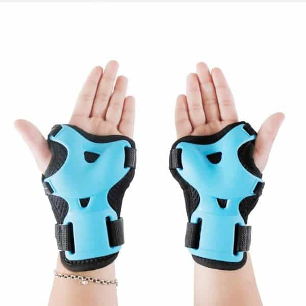 Bộ bảo hộ chân tay chính hãng Centosy cao cấp phù hợp trượt patin, trượt ván, đi xe đạp