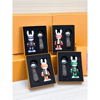 Móc Khoá LV Siêu Nhân ▪️Fullbox hàng quảng châu có sẵn