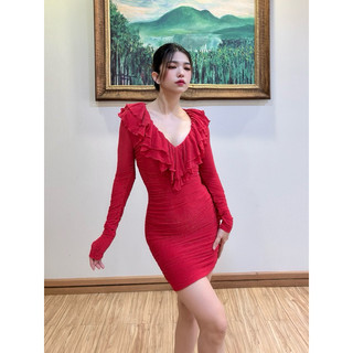 Đầm đỏ ôm body cổ V phối bèo quyến rũ