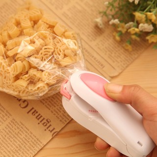 Máy hàn miệng túi mini dùng pin tiện dụng