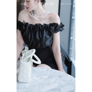 Đầm trễ vai ly phối voan ngực