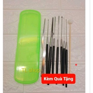 Hộp dụng cụ lấy  ráy tai 9 món, cán cầm màu đen.