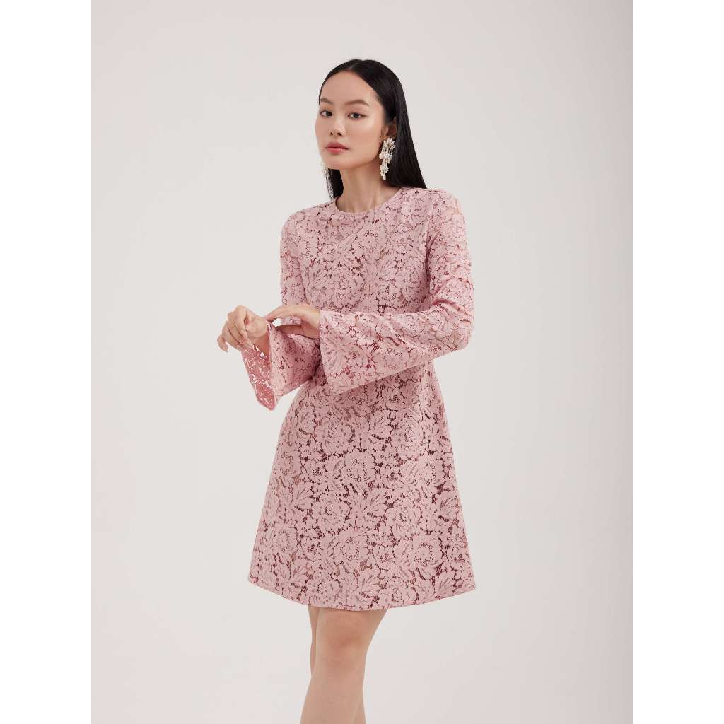 Đầm ren tay loe Mauve Flared Lace dress