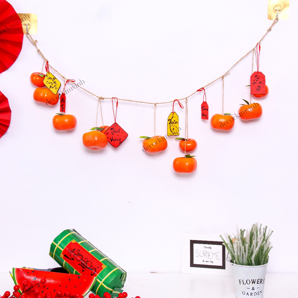 Vòng Hoa Tết H107 Dây Quả Hồng Treo Handmade Kèm Đèn, Vòng Hoa Trang Trí Tết Xuân