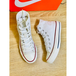 Giày converse classic màu trăng cổ cao size 35( real 2hand)