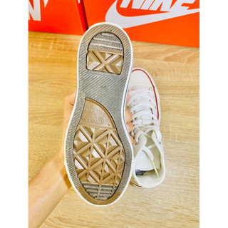 Giày converse classic màu trăng cổ cao size 35( real 2hand)