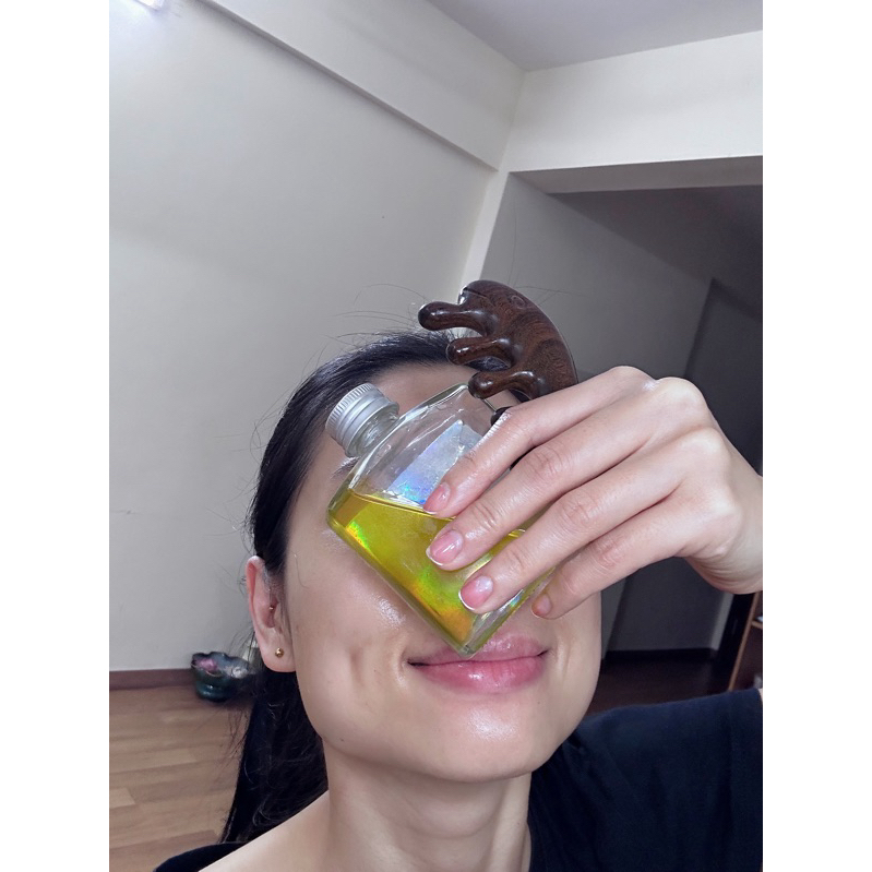 Dầu chùm ngây dưỡng da