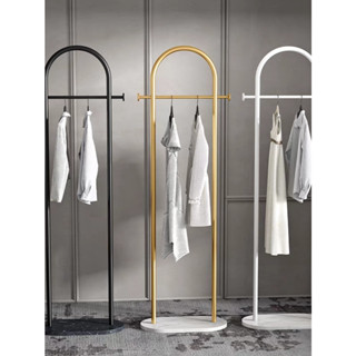 Khung kệ treo quần áo, giá treo hàng mẫu cao 1m8 sơn tĩnh điện 3 lớp đế gỗ MDF cao cấp, cây mẫu livestream thời trang