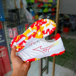 Giày đá bóng sân cỏ nhân tạo Mizuno Sala Beta TF