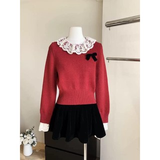 Áo len cổ tròn ren nơ đen