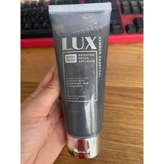 Sữa tắm lux tinh chất than tre trắng da soherbs 120ml