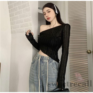 Áo lệch vai đen