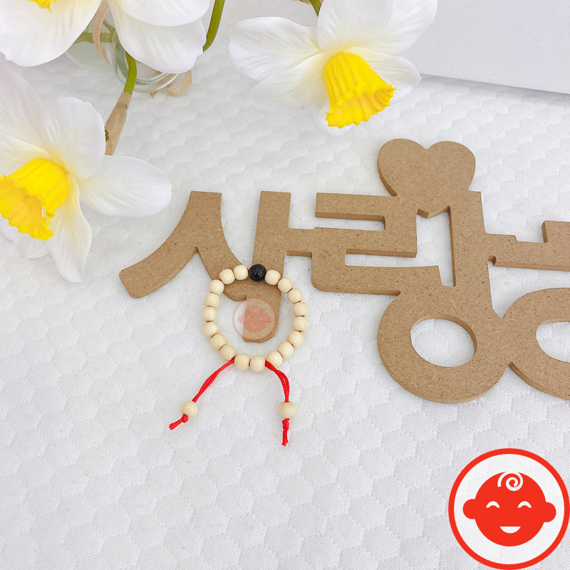 Vòng dâu tằm cho bé kèm ĐÁ PHONG THỦY