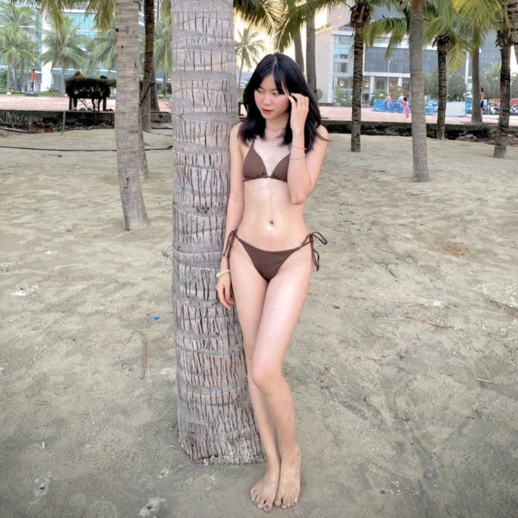 Bộ Bikini đi biển, Đồ Bơi Nữ Hai Mảnh Buộc Dây Đơn Giản Quyến Rũ | BigBuy360 - bigbuy360.vn