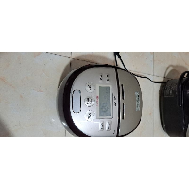 Em tiger cao tần1l áp suất  2bi hình thức  như  ảnh, xoong  dầy