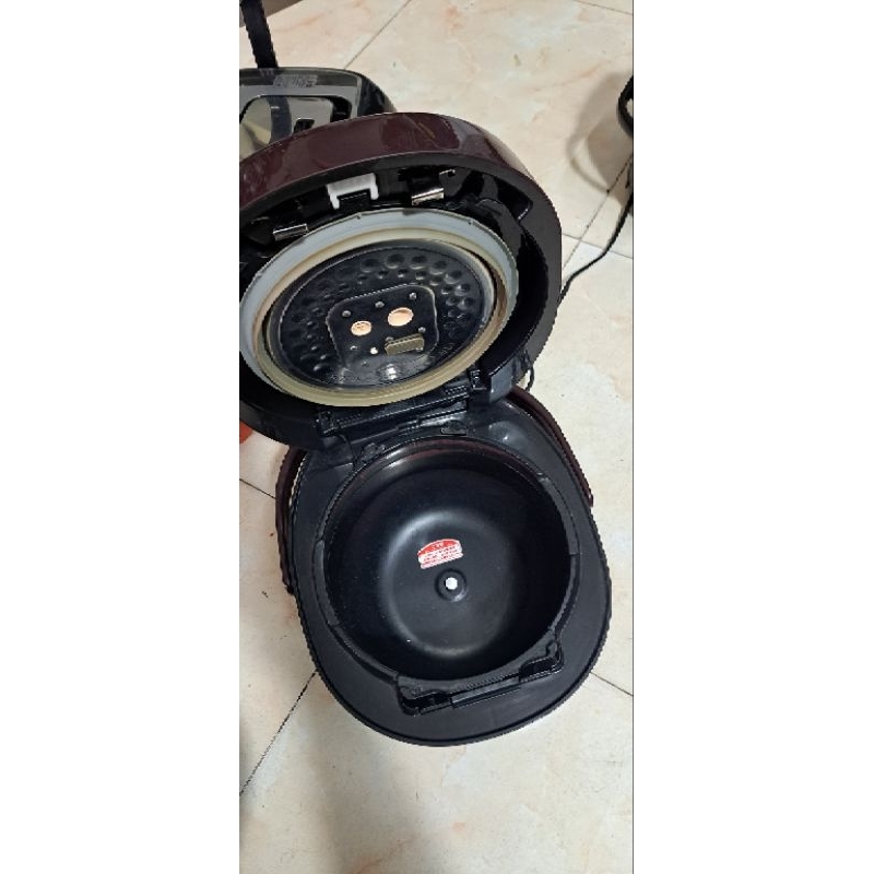 Em tiger cao tần1l áp suất  2bi hình thức  như  ảnh, xoong  dầy