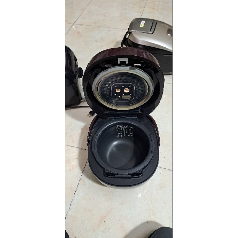 Em tiger cao tần1l áp suất  2bi hình thức  như  ảnh, xoong  dầy