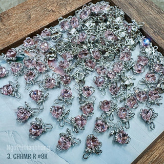 Chram phụ kiện cao cấp , chram gắn móng , đá chùm